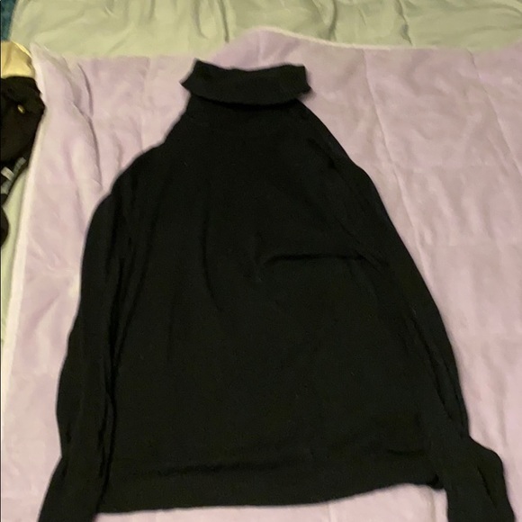 Black turtleneck - Picture 1 of 2